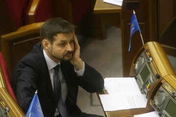 Попеску: Оппозиция пытается перенести свои внутренние проблемы на международную арену