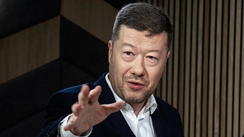 Томио Окамура