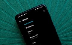 Темная тема на смартфоне
