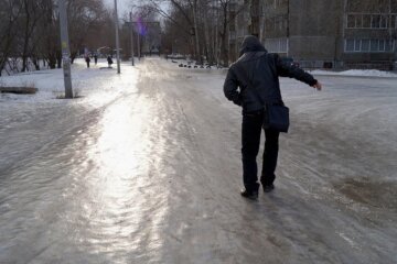 Слизька погода в Україні