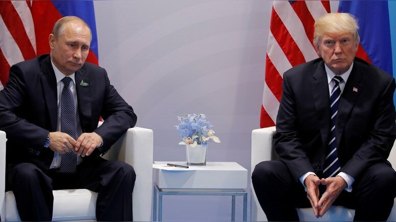 Язык жестов выдал неуверенность Путина на переговорах с Трампом, — BBC
