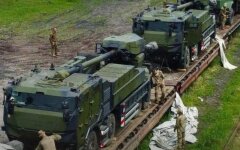 Поставки зброї