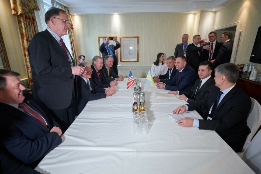 президент украины владимир зеленский в мюнхене на конференции