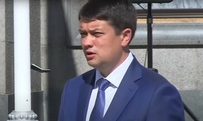 Разумков объяснил ситуацию с обращением Кравчука по поводу местных выборов