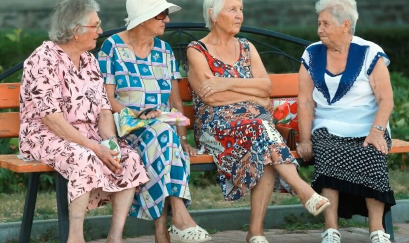 пенсіонери в Україні, вийти на пенсію достроково