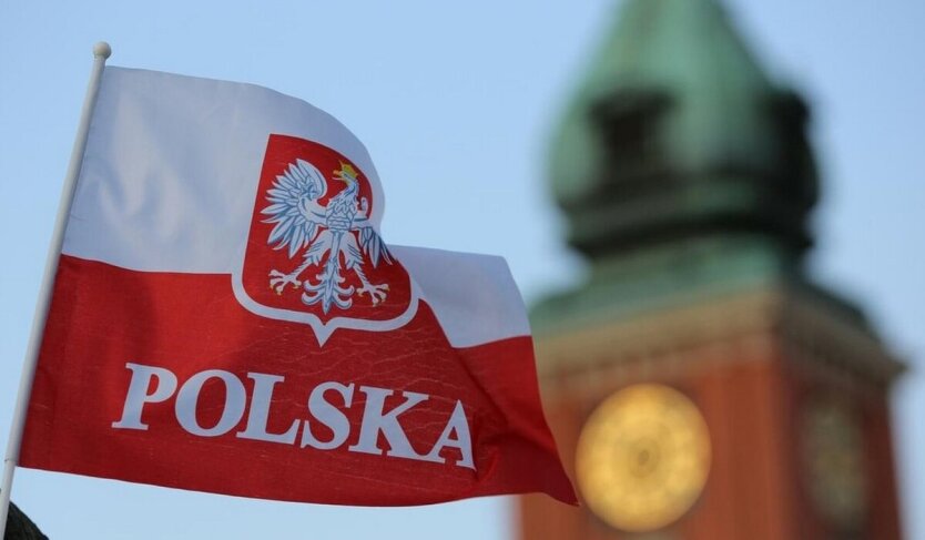 Польский МИД призвал Россию остановить войну и прекратить бомбардировки мирного населения