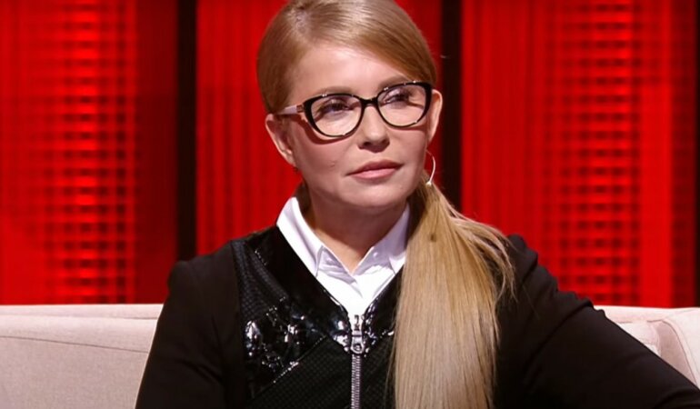 Тимошенко угрожает подать иск в КС из-за меморандума с МВФ