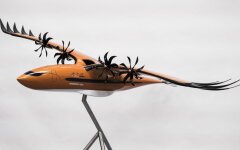 самолет Bird of Prey