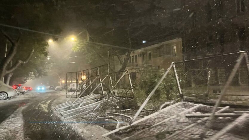 В Офісі Зеленського прокоментували ситуацію в Україні: сніговий ураган