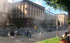 Люди идут по Крещатику, июль 2021 года