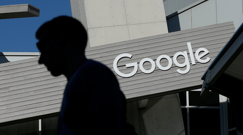 Новый скандал с Google,Google обвинили в сборе данных о пользователях,иск против Google