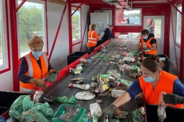 Переробка сміття / Фото: Стрийська районна державна адміністрація