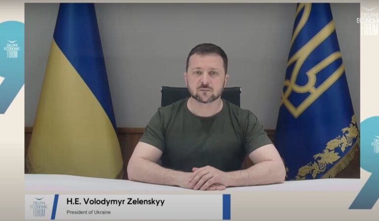 Змусять Росію: Зеленський відповів, чи готовий віддати українські території в обмін на світ