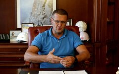 Компании-прокладки, обогащающиеся на квотах на серную кислоту, зарегистрированы в квартирах - депутат