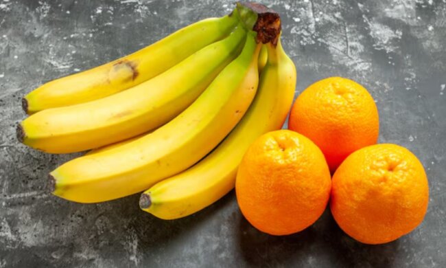 Банани і апельсини