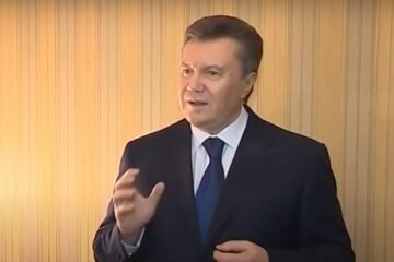 Лот с документами Януковича,Виктор Янукович,вещи Януковича будут проданы с аукциона