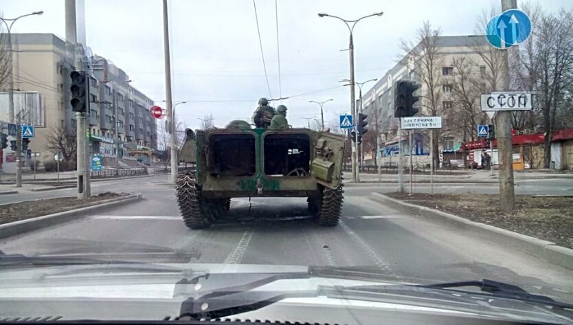 бронетехника в городе Донецке