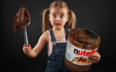 девочка сладкое