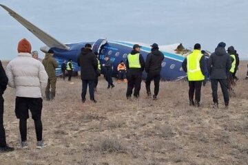 В Казахстане разбился пассажирский самолет