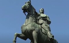 Памятник Щорсу в Киеве, демонтаж памятников, связанных с РФ и СССР