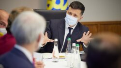 Зачем президент начал войну с Кличко: у Зеленского впереди решающие полгода