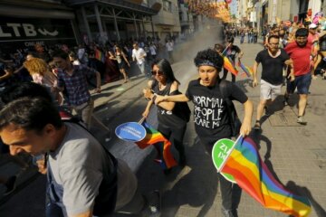 гей-парад в стамбуле