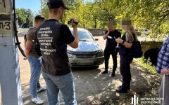 Прикордонника затримали за переправлення ухилянтів