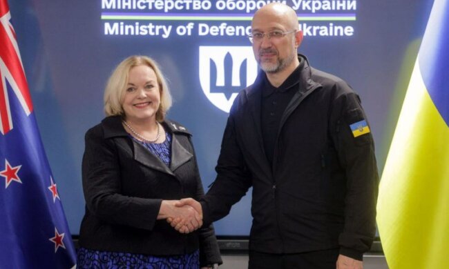 Денис Шмыгаль и Джудит Коллинз
