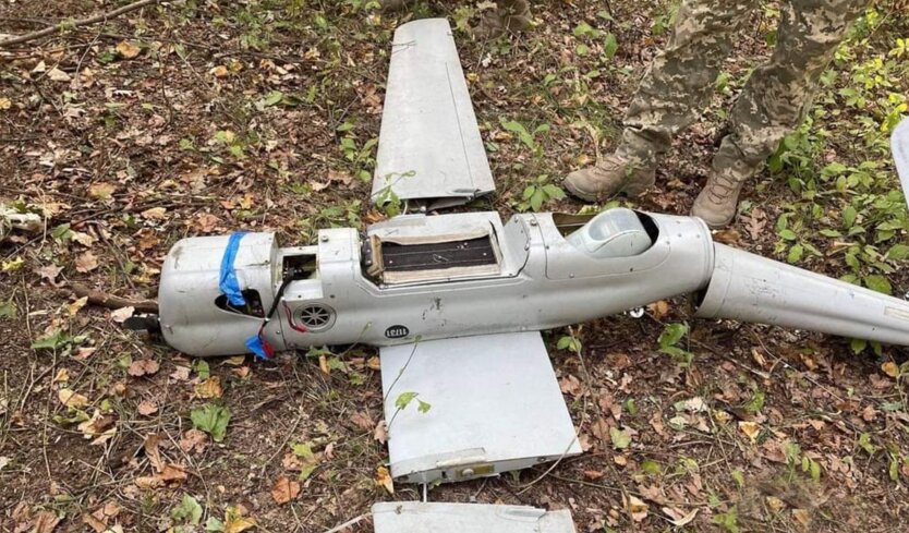 Пример сбитого ВСУ беспилотника "Орлан-10", война россии против украины