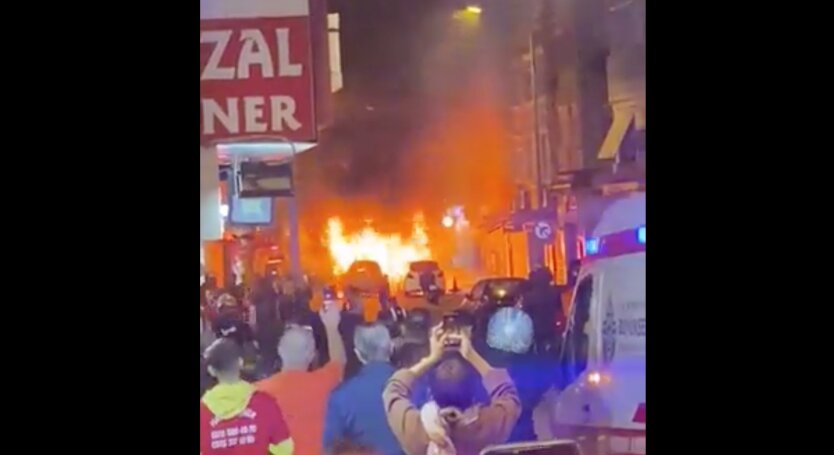 У центрі Стамбула пролунав вибух: відео