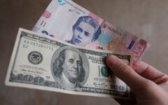 Валютні обмеження в Україні / Фото: Віталій Носач, РБК-Україна