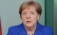 Меркель осудила агрессию против Украины и напомнила об исторической связи с Россией
