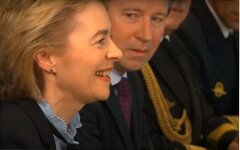 Урсула фон дер Ляйен, Вакцина от коронавируса, Вакцина Pfizer, BioNTech Group