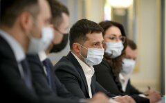 Владимир Зеленский, Максим Яли, Война на Донбассе, Конституционный суд Украины