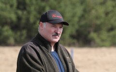 Президент Беларуси Александр Лукашенко, субботник Лукашенко, Лукашенко о коронавирусе