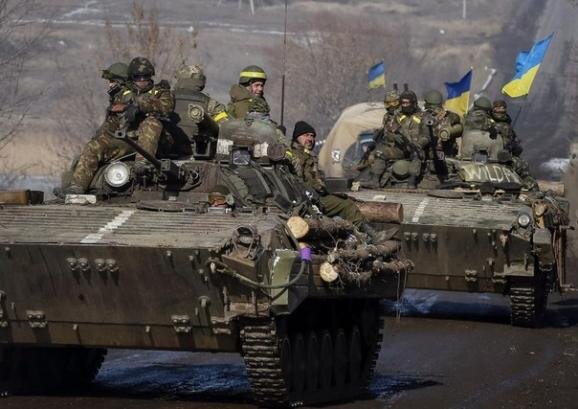 Украинские танки Дебальцево