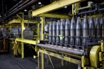 Снаряды для Украины / Фото: Офис президента Украины