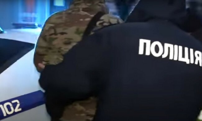 В Киеве мошенник украл у пенсионерки крупную сумму на "лечение" дочери