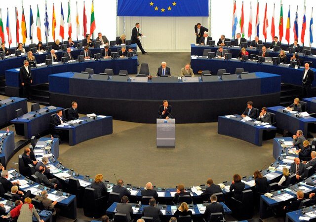Европарламент