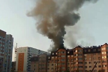 Под Киевом загорелась многоэтажка