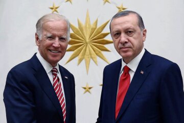 Ердоган та Байден перед самітом НАТО обговорили Україну та Швецію