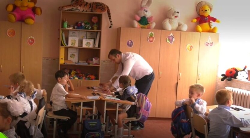 Украинские школы, переселенцы, зачисление в школу, первый класс