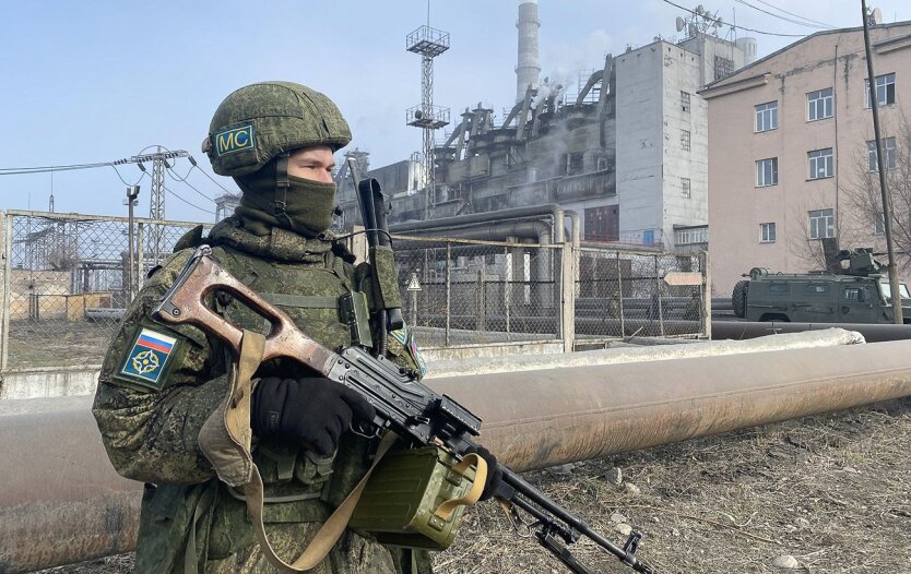 Украинские военные держат эшелонированную оборону на двух направлениях в области.