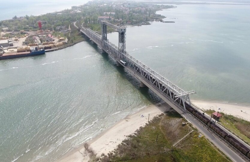 Белгород-Днестровский мост, который был разрушен РФ 26-27 апреля 2022