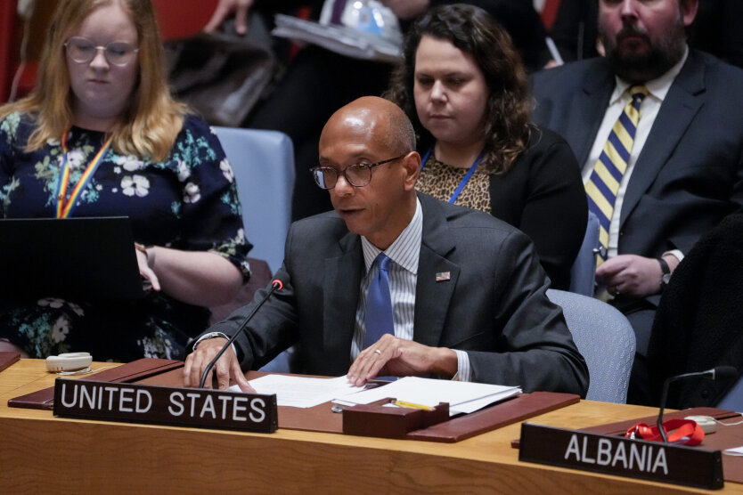 14 апреля Совет Безопасности ООН провел экстренное заседание, созванное делегацией Израиля