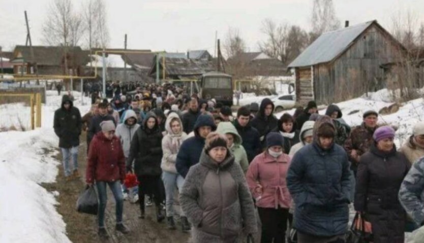 Почему ненавидят украинцев: убогая жизнь россиян в одном фото