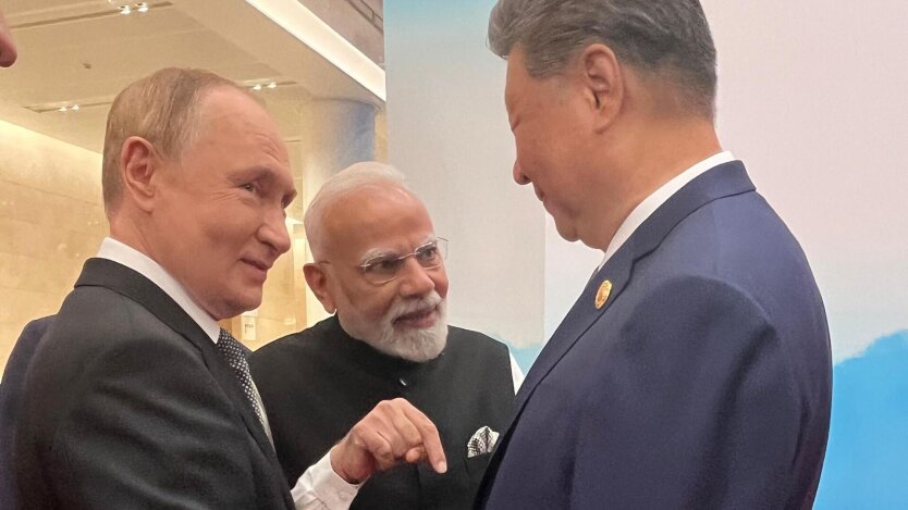 Путин, Нарендра Моди и Си Цзиньпин на саммите ШОС