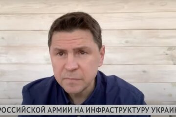 Михайло Подоляк, удар по російським НПЗ