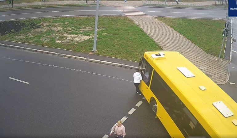 ДТП в Киеве, автобус, сбил пешехода