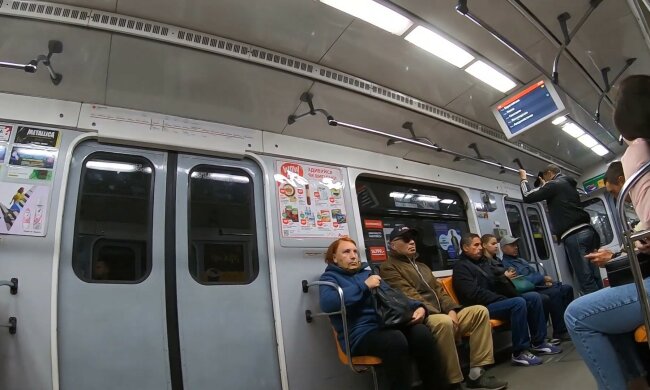 Метро в Киеве, проезд в метро, подорожание проезда